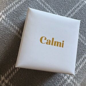 Calmi rings